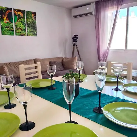 Movie Stars Apartment,